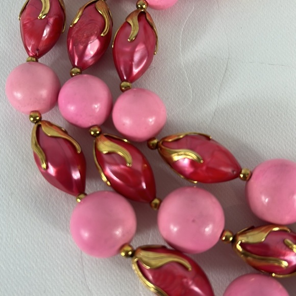 Choker Multi Strand Vintage 1950s with Round Oblong Beads & Gold Tone Hardware - Picture 6 of 15